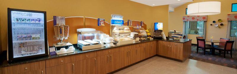 Holiday Inn Express Fredericksburg - Southpoint By Ihg Экстерьер фото